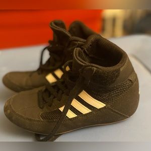 Adidas Kids’ HVC 2 Wrestling Shoes size Youth 13